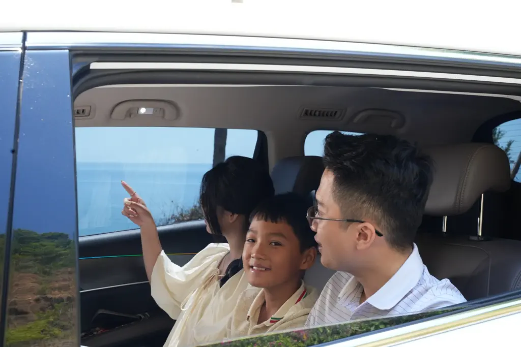 Khách hàng trải nghiệm dịch vụ Angel One Travel
