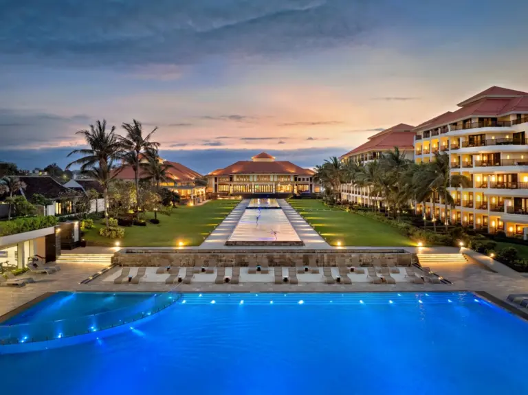 Khách sạn và resort cao cấp tại miền Trung