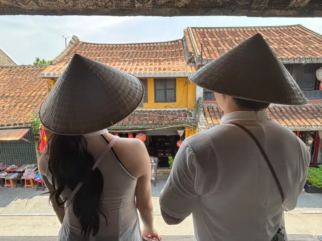 Đi Hội An Tự Túc Hay Đi Tour Cho Lần Đầu?
